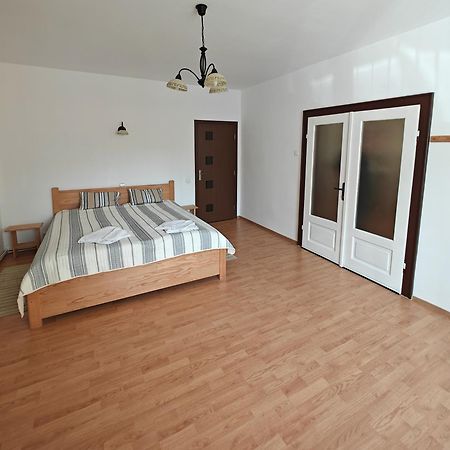 Transsylvanian Wolves Apartment Sibiu Extérieur photo